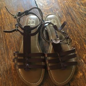 New directions sandals